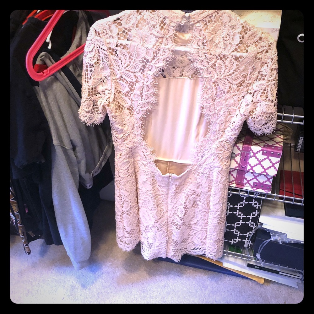 ALEXIS women’s designer lace romper light PINK - Picture 2 of 6